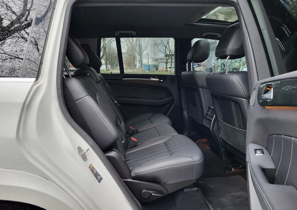 Mercedes-Benz GL cena 169900 przebieg: 24817, rok produkcji 2016 z Warszawa małe 704